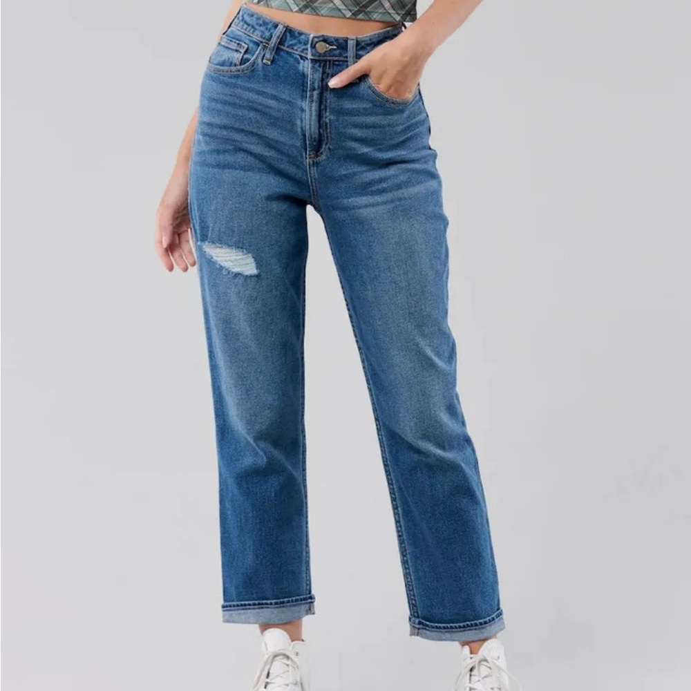 Hollister Curvy Ultra High-Rise Vintage Straight Jeans Vintage Stretch Size W26 - Picture 1 of 10